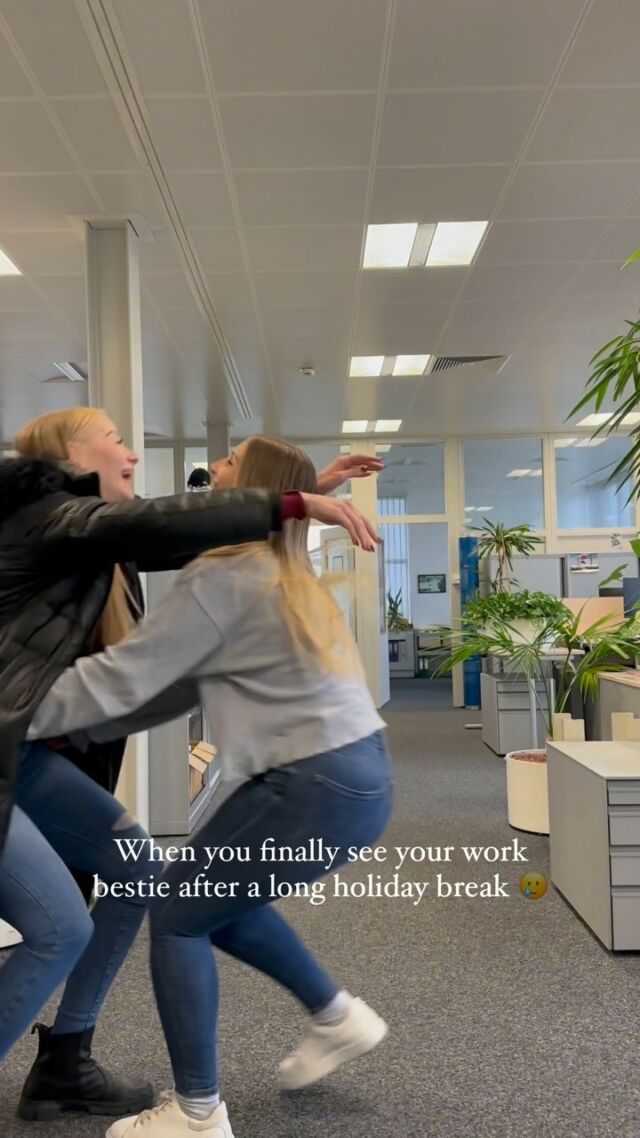 @ your work bestie 🧑‍🤝‍🧑