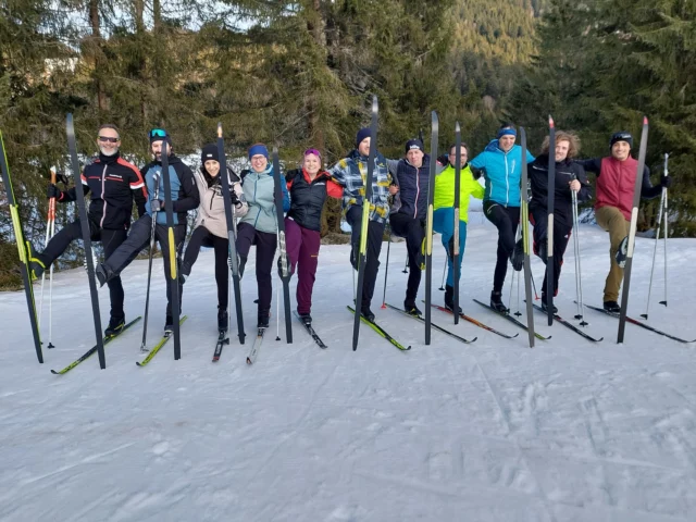 Spuren im Schnee & beste Laune ❄️😛 Letzte Woche Freitag waren wir Langlaufen in Balderschwang.🎿

#künz #arbeitenbeikünz #langlauf #afterwork