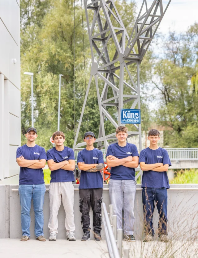 Ein herzliches Willkommen an unsere neuen Lehrlinge 2025! 👋🏼 

Wir freuen uns sehr, dass ihr eure Ausbildung bei uns startet und heißen euch im #TeamKünz willkommen. 💙
Wir wünschen euch viel Erfolg, spannende Erfahrungen und jede Menge Freude auf eurem Weg bei uns! 🚀

#lehrebeikünz #arbeitenbeikünz #teamkünz #lehrstart2025